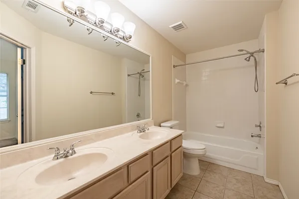 $1,850 | 1504 Parkwood Drive, Leander, TX 78641