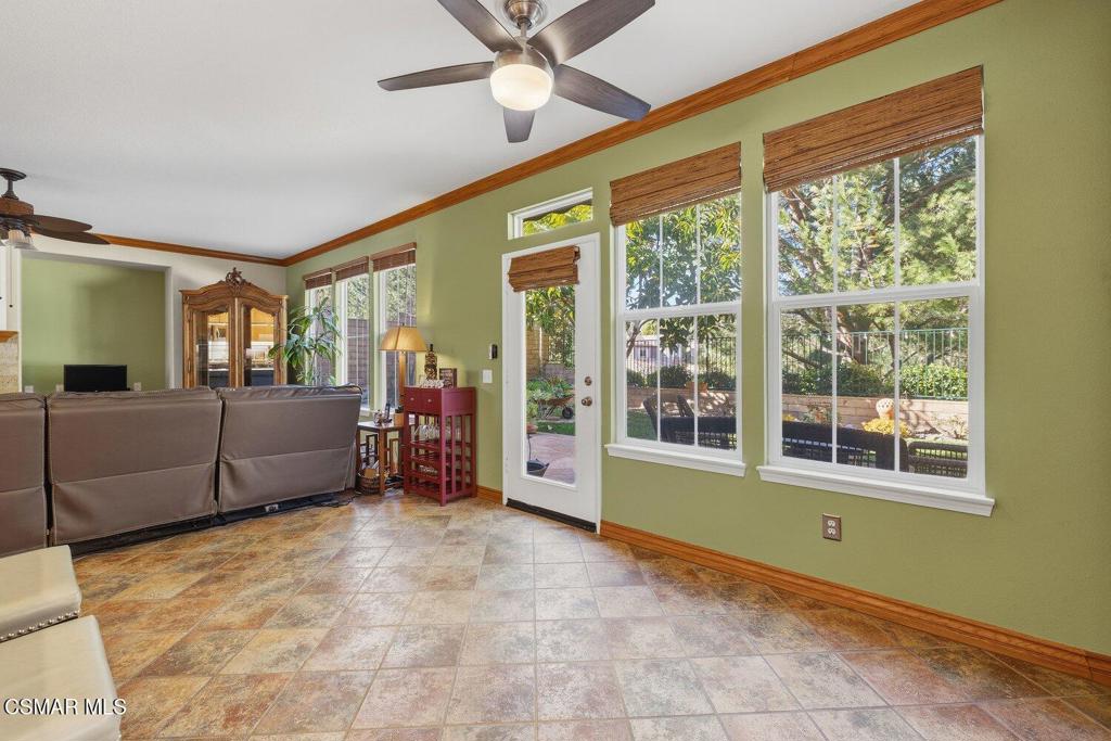 139 Park Hill Road Simi Valley, CA 93065 - Photo 14 of 36