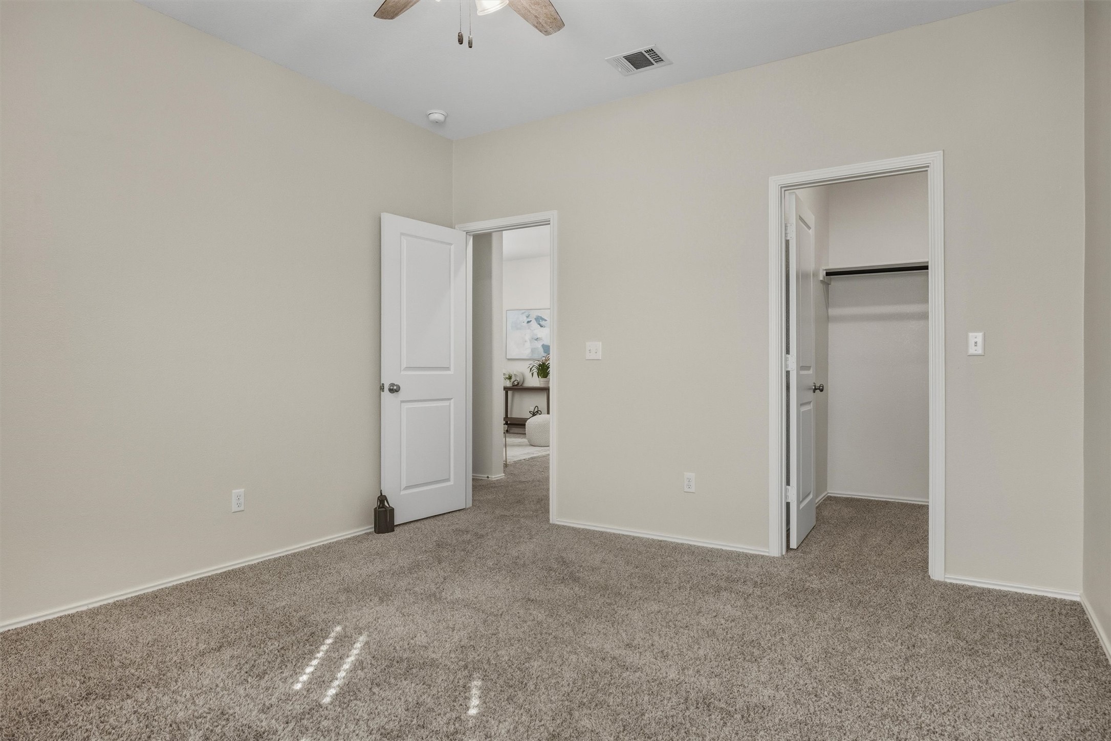 316 Montauk Loop Georgetown, TX 78628 - Photo 14 of 32