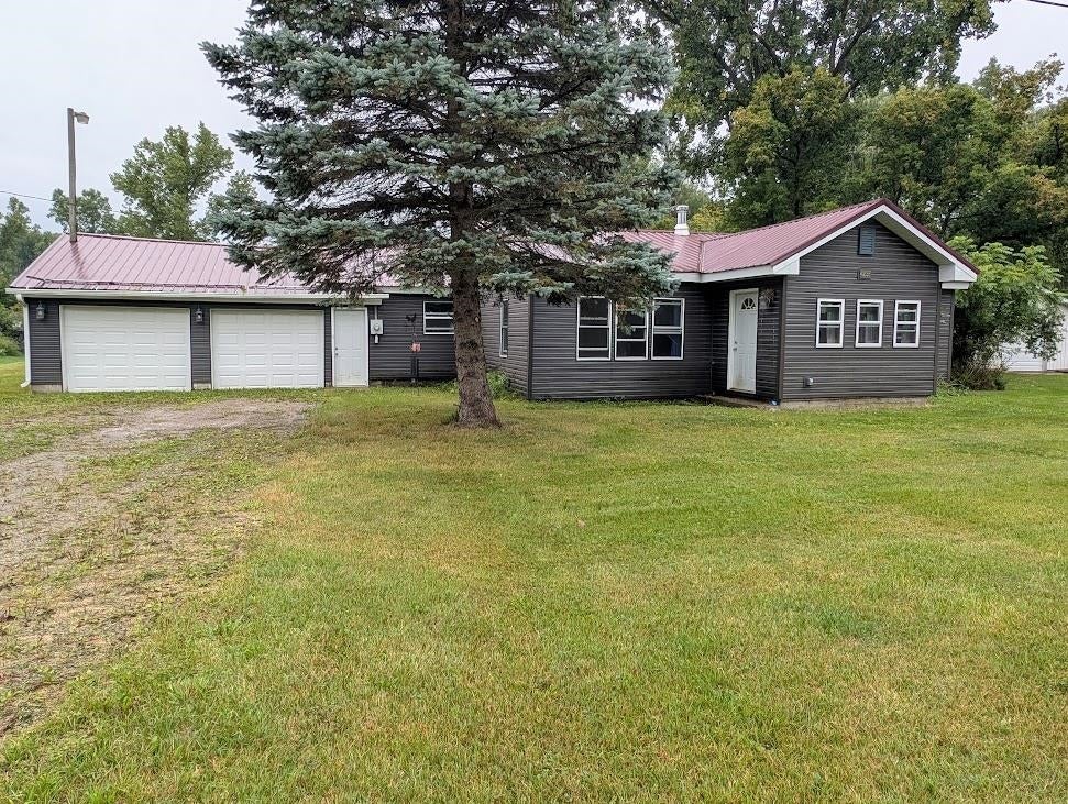 4297 Wheeler Road Standish, MI 48658 - Photo 2 of 24 Gallery Image 2