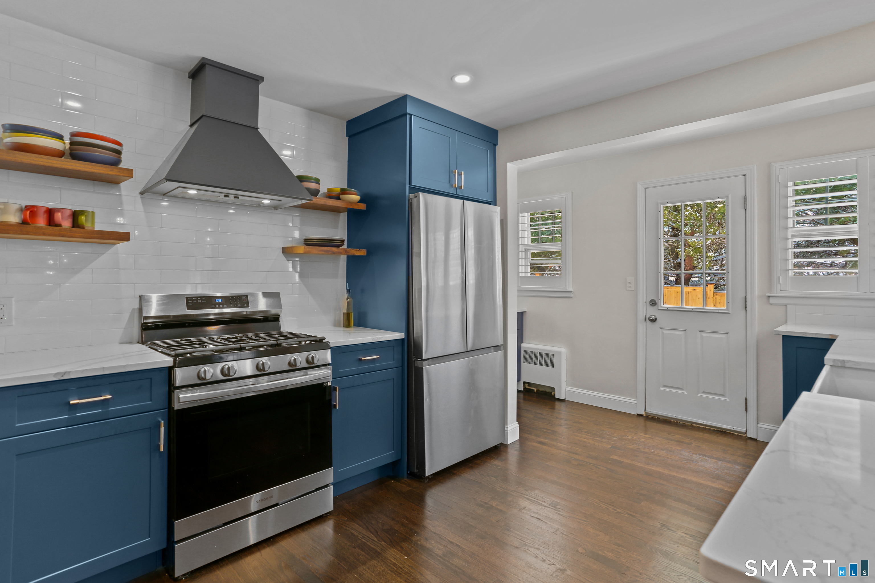 1470 Stratfield Road Fairfield, CT 06825 - Photo 15 of 39