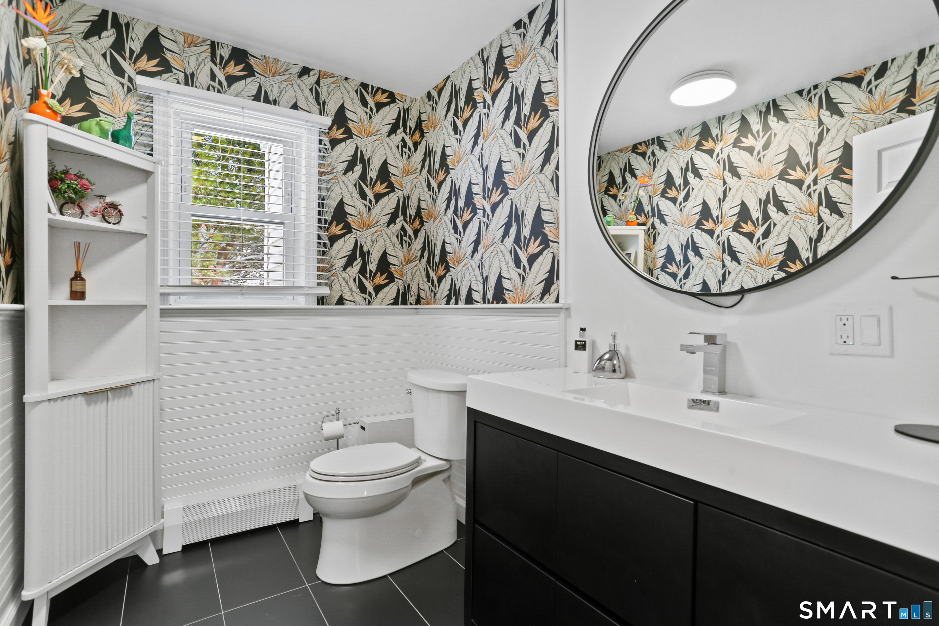 1470 Stratfield Road Fairfield, CT 06825 - Photo 19 of 39