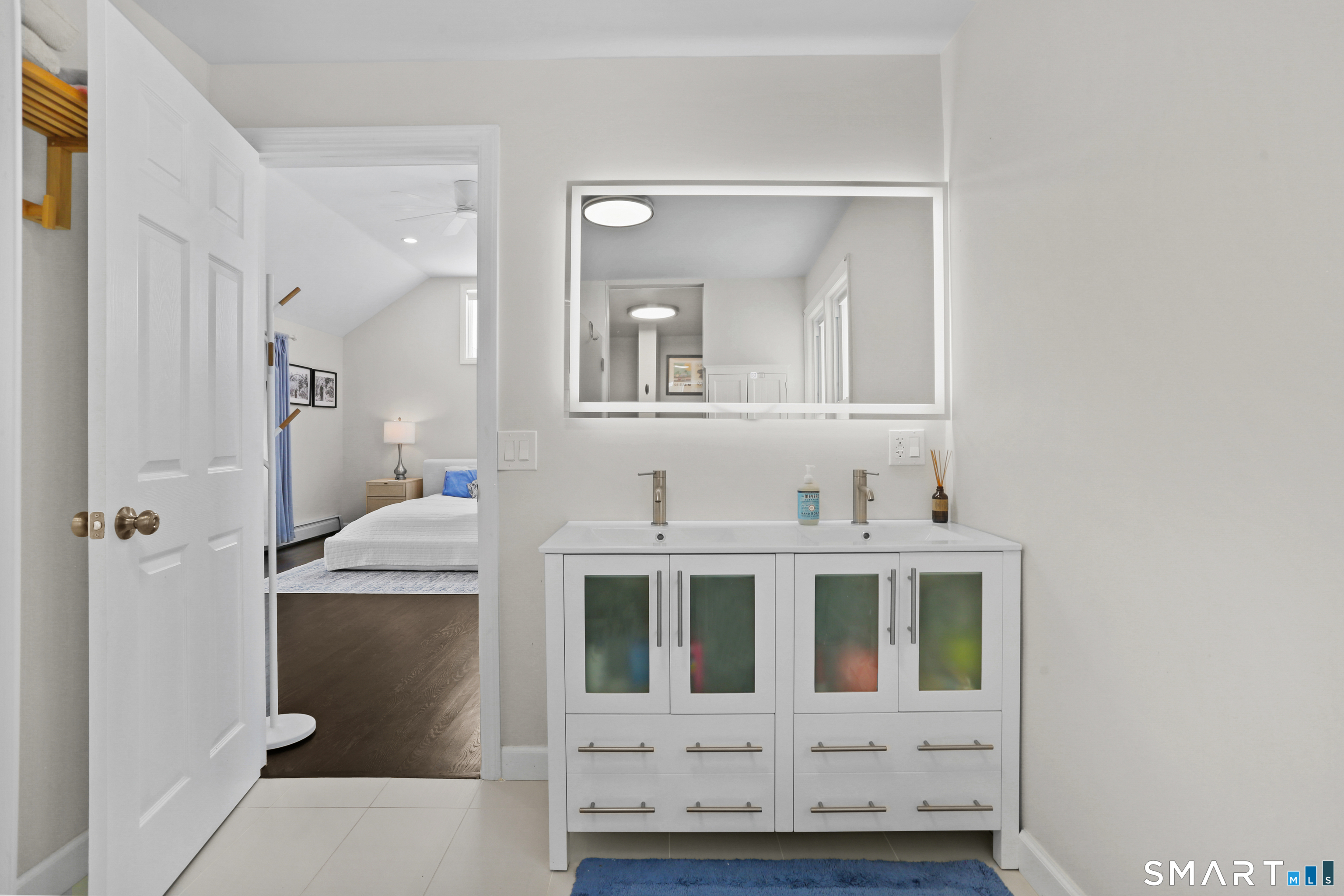 1470 Stratfield Road Fairfield, CT 06825 - Photo 26 of 39