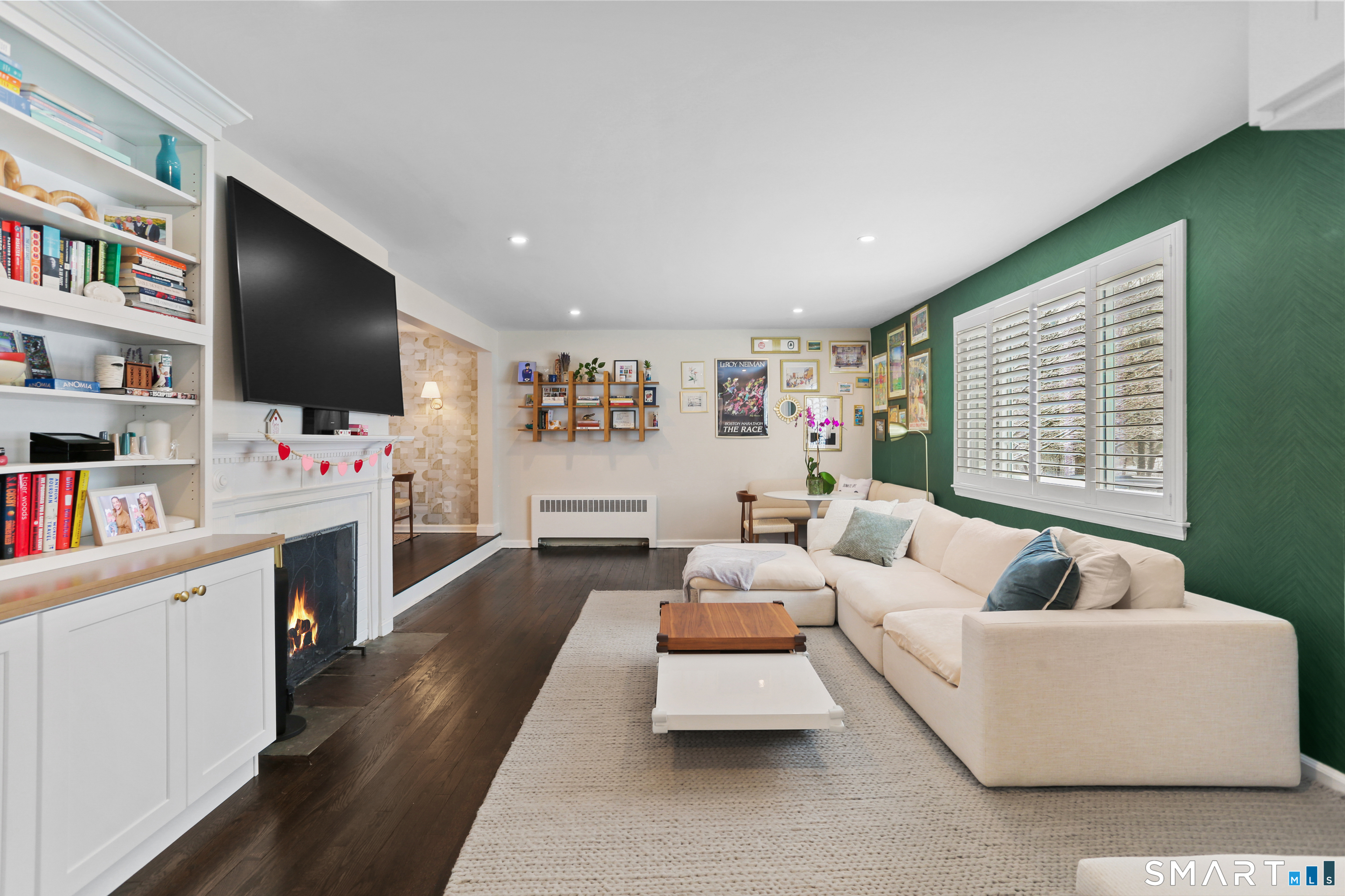 1470 Stratfield Road Fairfield, CT 06825 - Photo 6 of 39