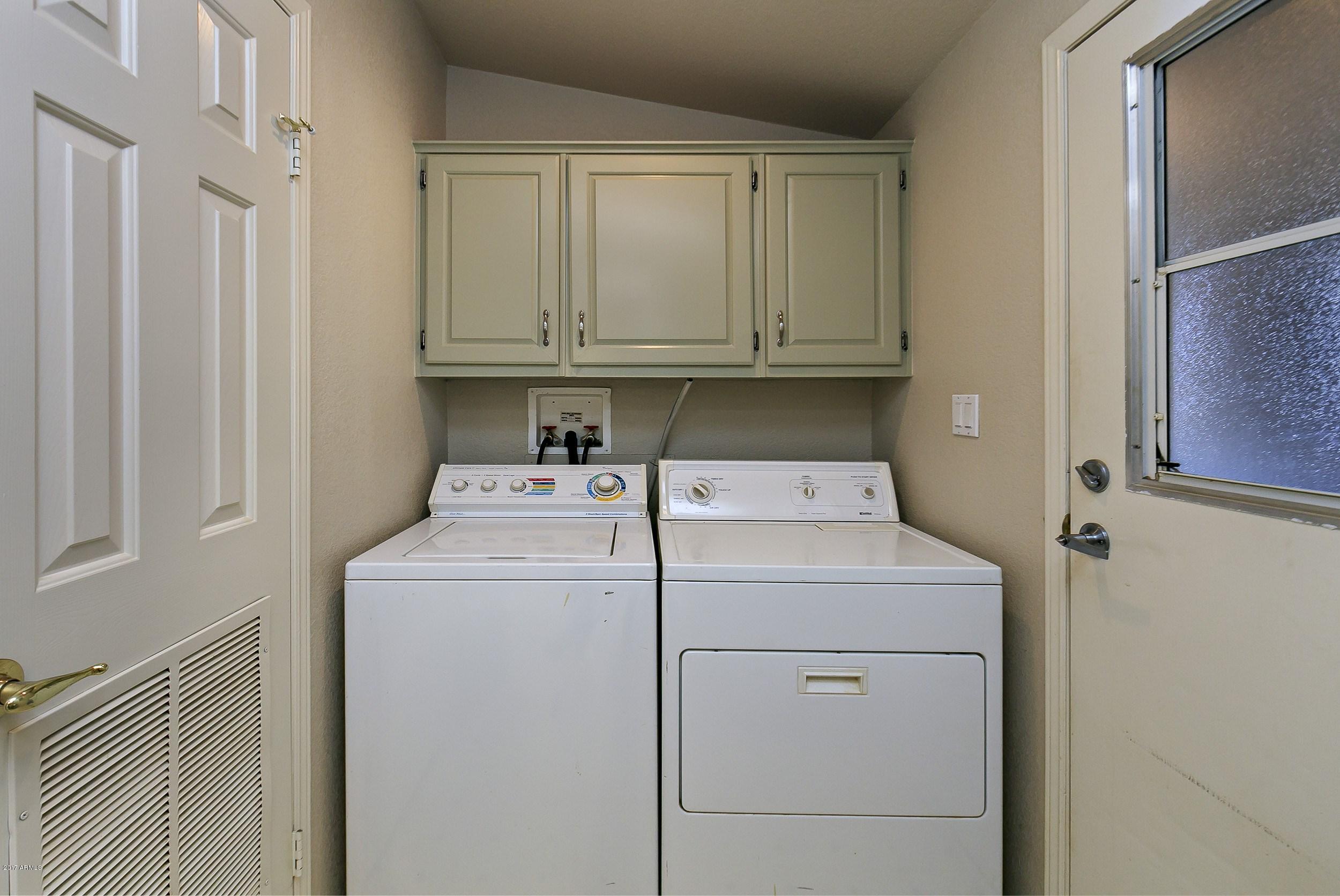 1470 South Orme Road Dewey, AZ 86327 - Photo 11 of 15 011_Laundry