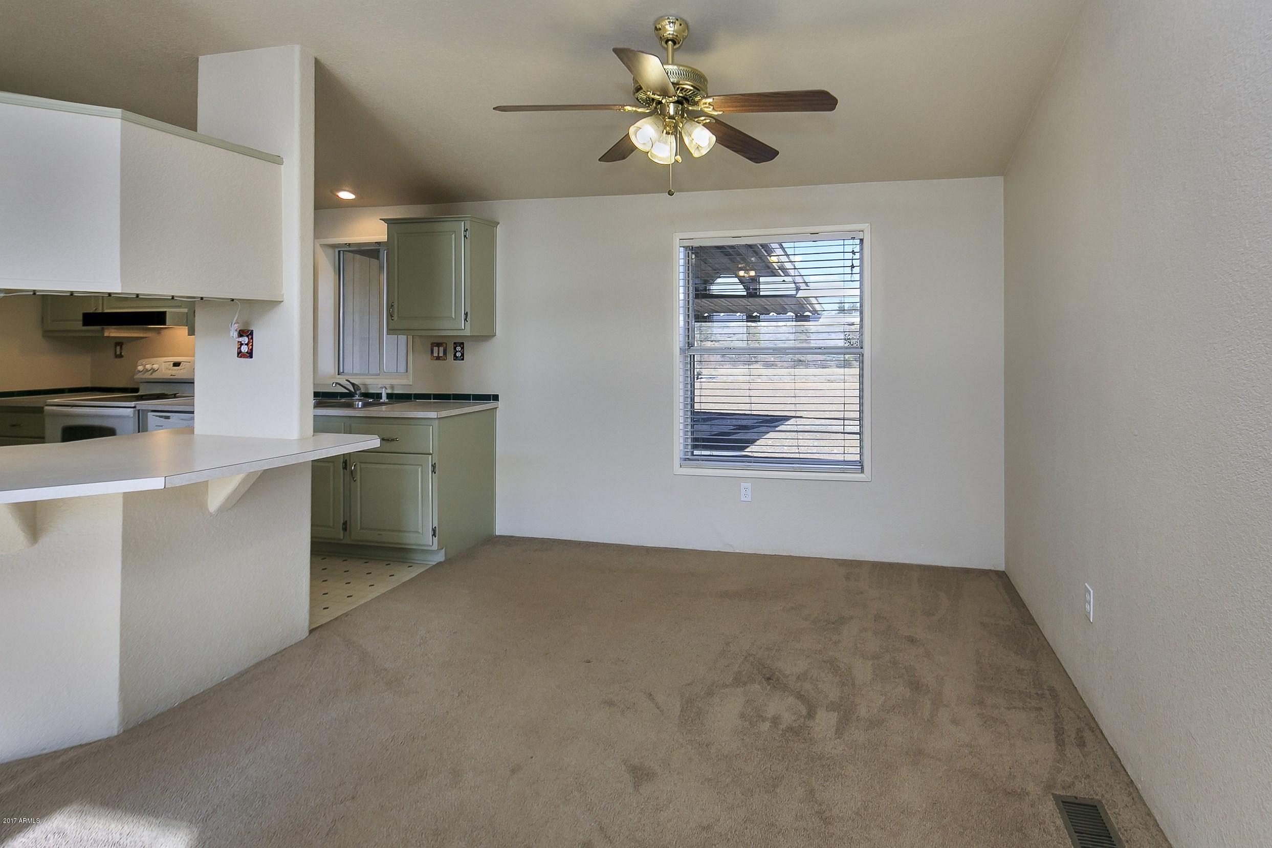 1470 South Orme Road Dewey, AZ 86327 - Photo 5 of 15 005_Dining