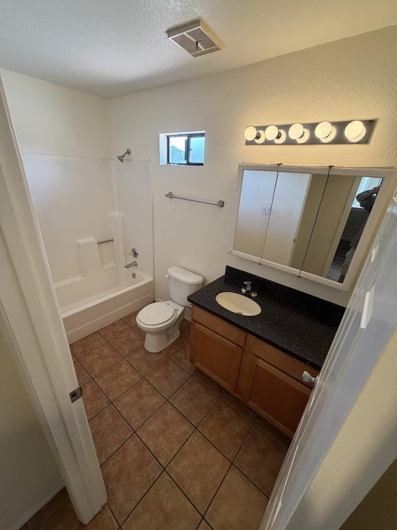 1336 East Mountain View Road, Unit 105 Phoenix, AZ 85020 - Photo 11 of 15