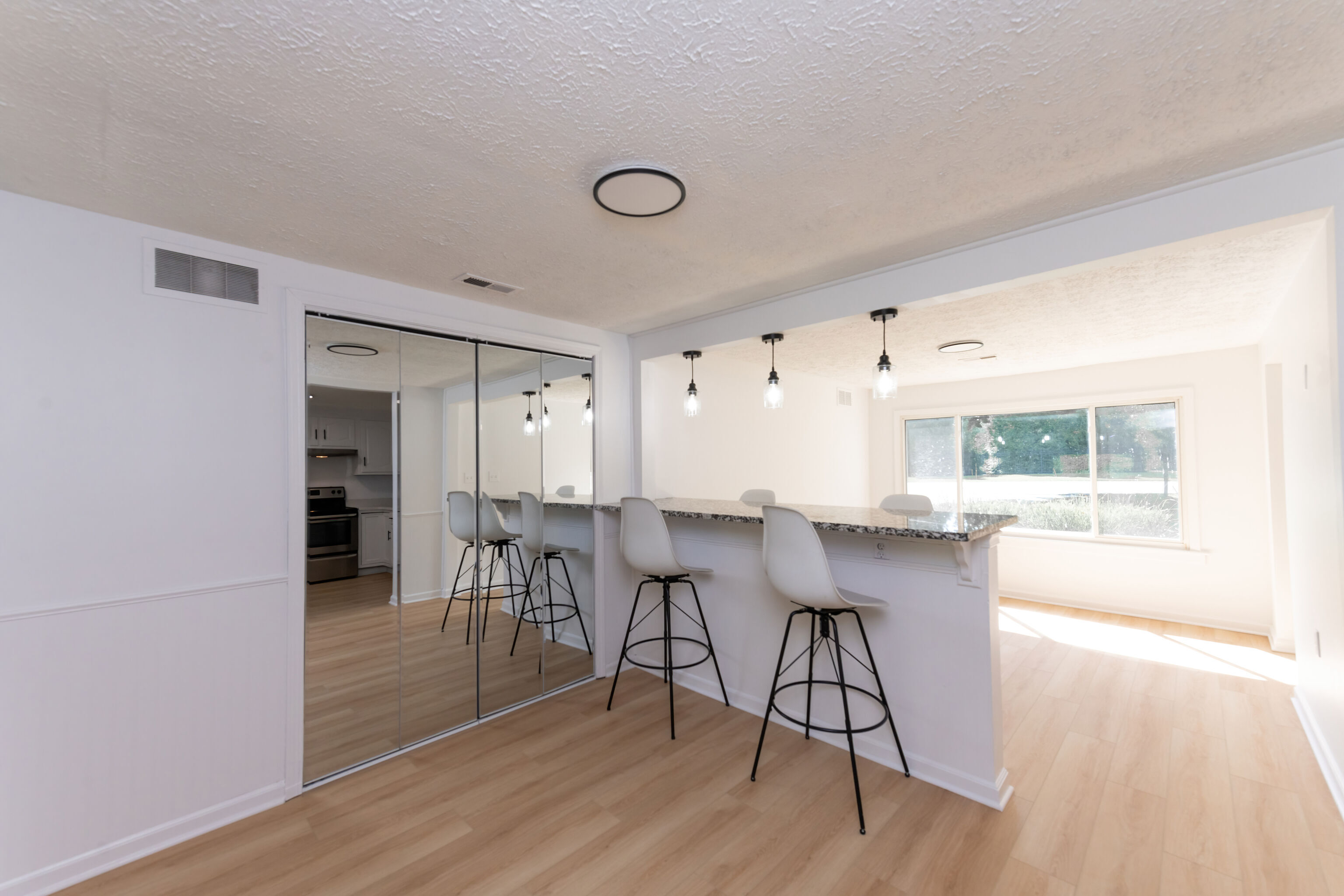 1949 North Raceway Road Indianapolis, IN 46234 - Photo 12 of 52