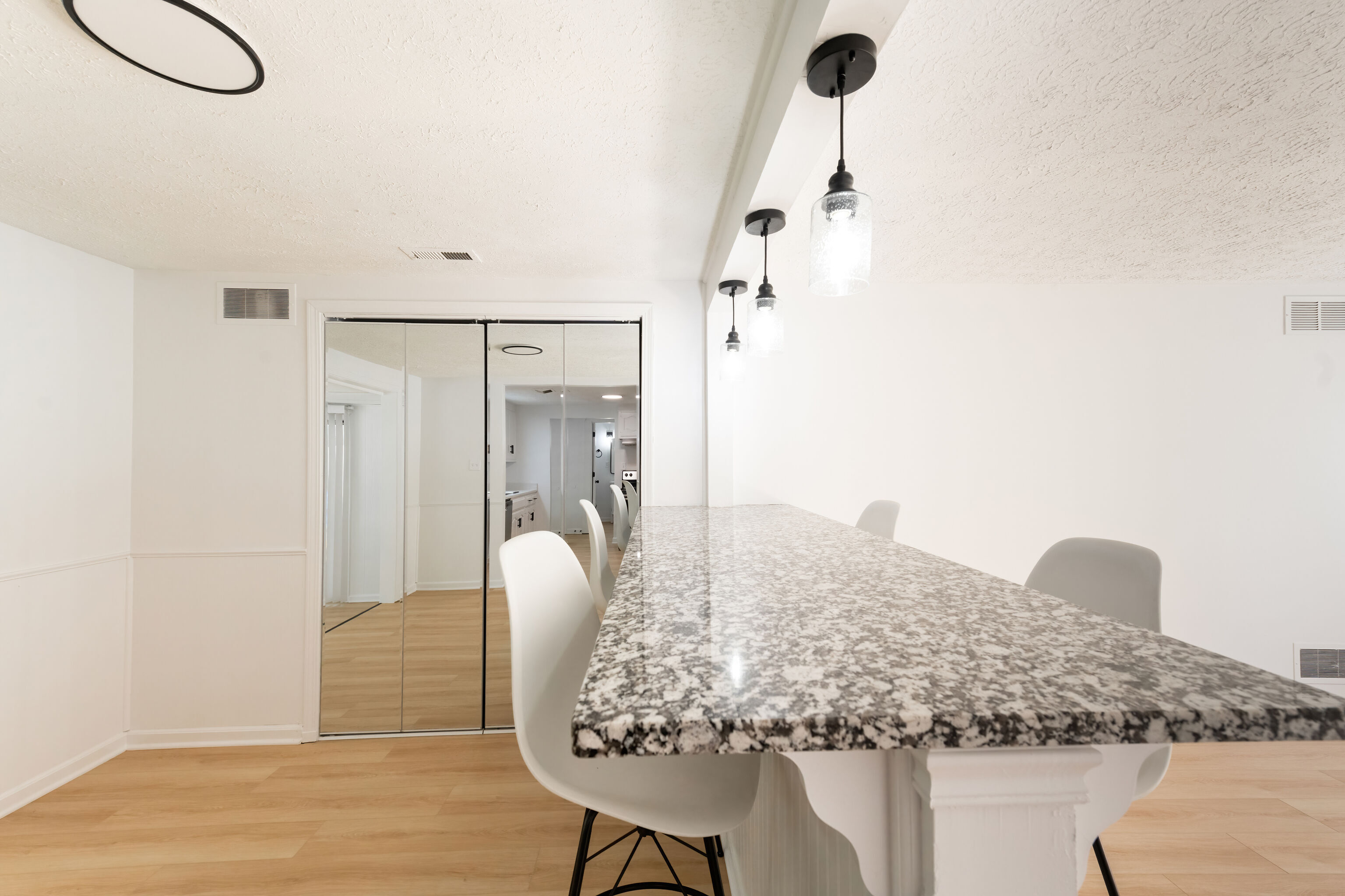 1949 North Raceway Road Indianapolis, IN 46234 - Photo 14 of 52