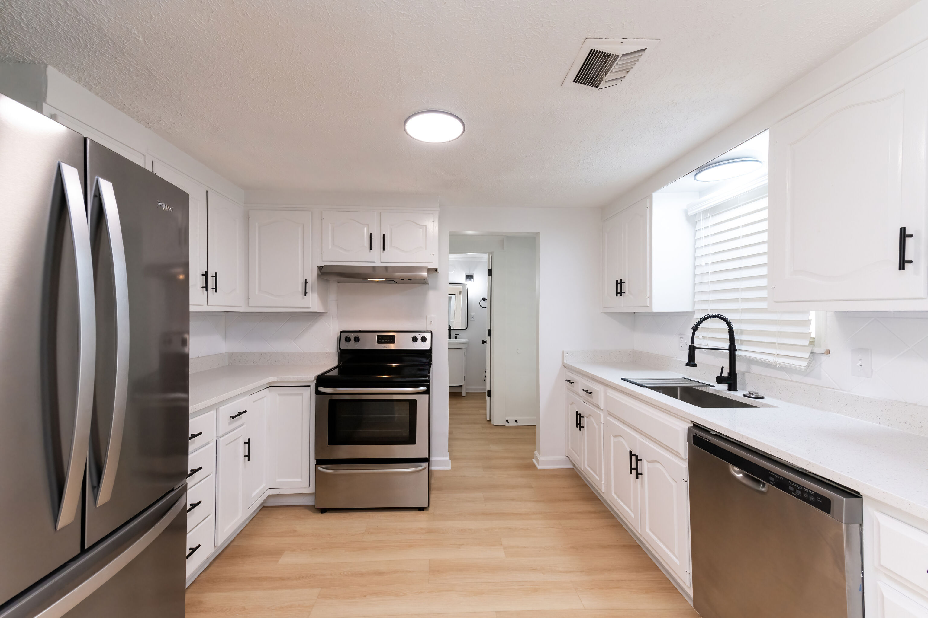 1949 North Raceway Road Indianapolis, IN 46234 - Photo 17 of 52