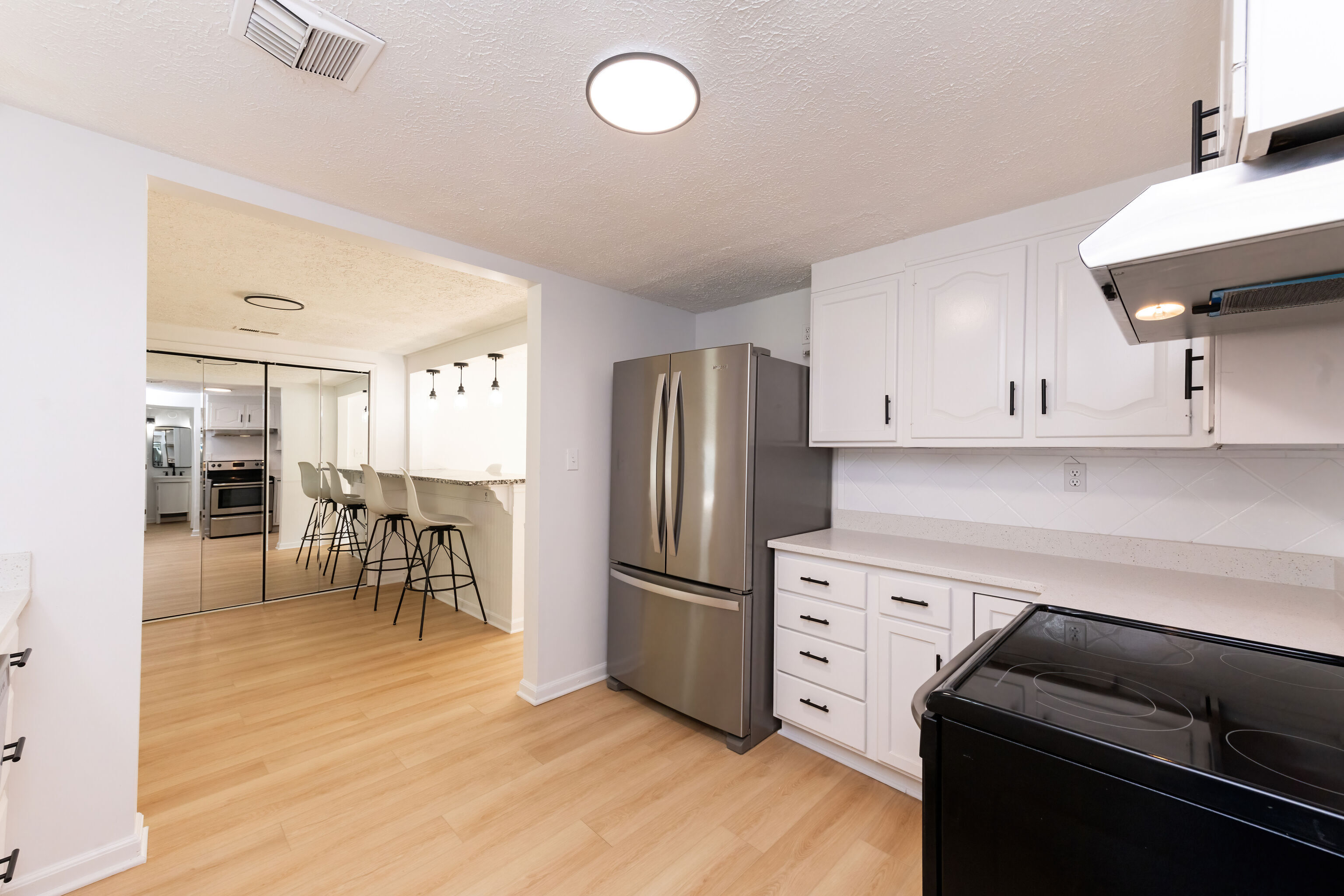 1949 North Raceway Road Indianapolis, IN 46234 - Photo 20 of 52