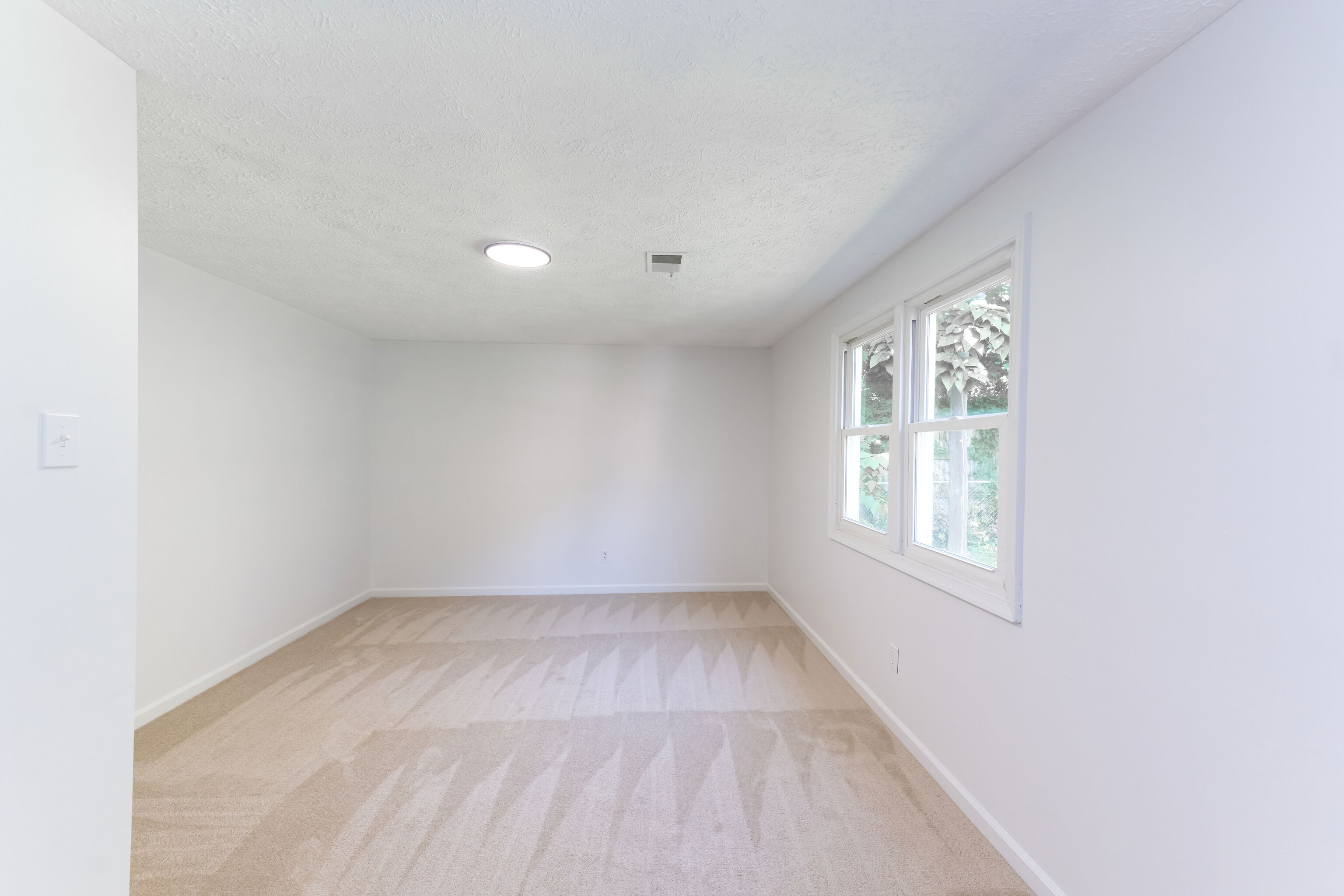 1949 North Raceway Road Indianapolis, IN 46234 - Photo 29 of 52