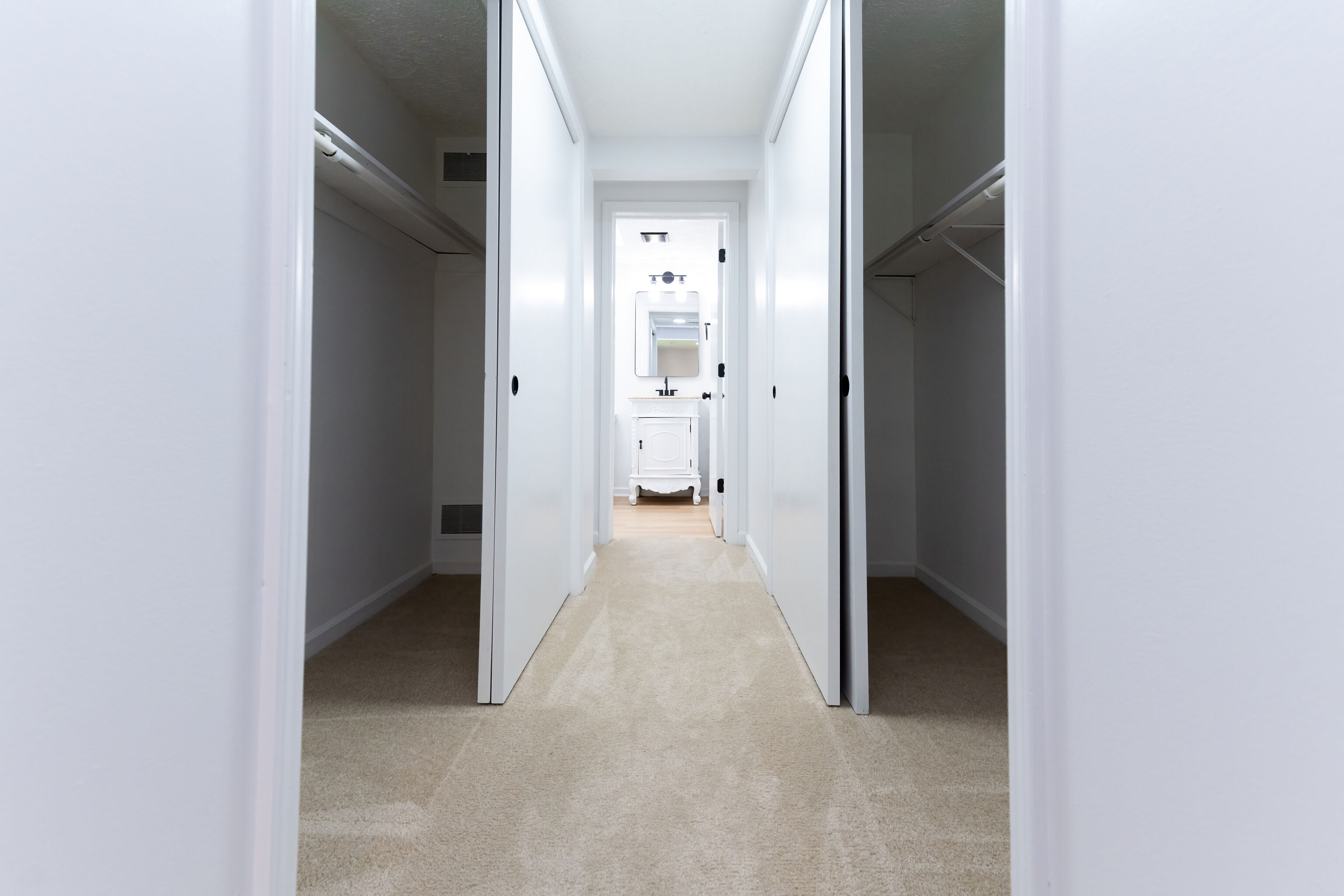 1949 North Raceway Road Indianapolis, IN 46234 - Photo 33 of 52