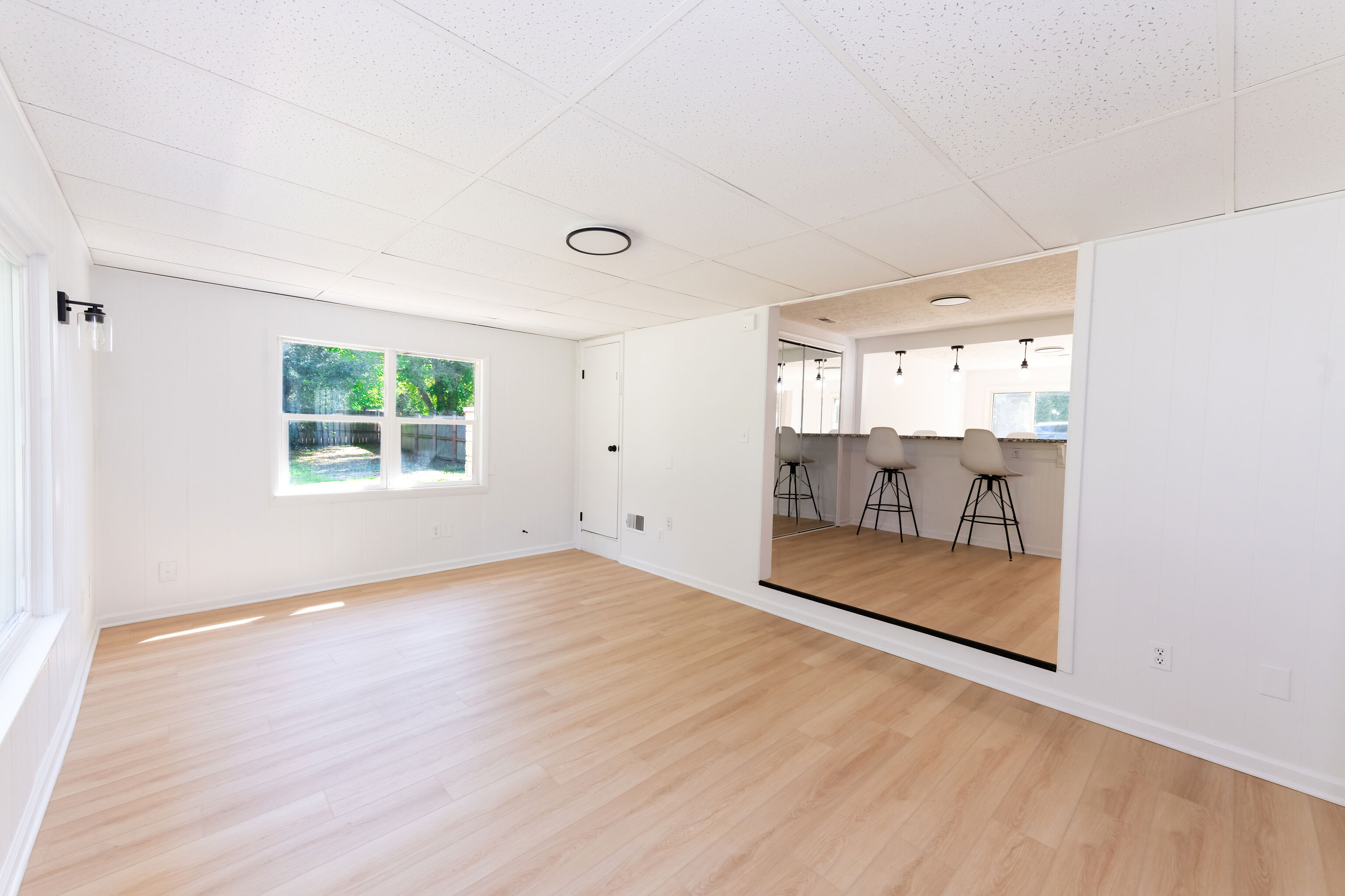 1949 North Raceway Road Indianapolis, IN 46234 - Photo 37 of 52