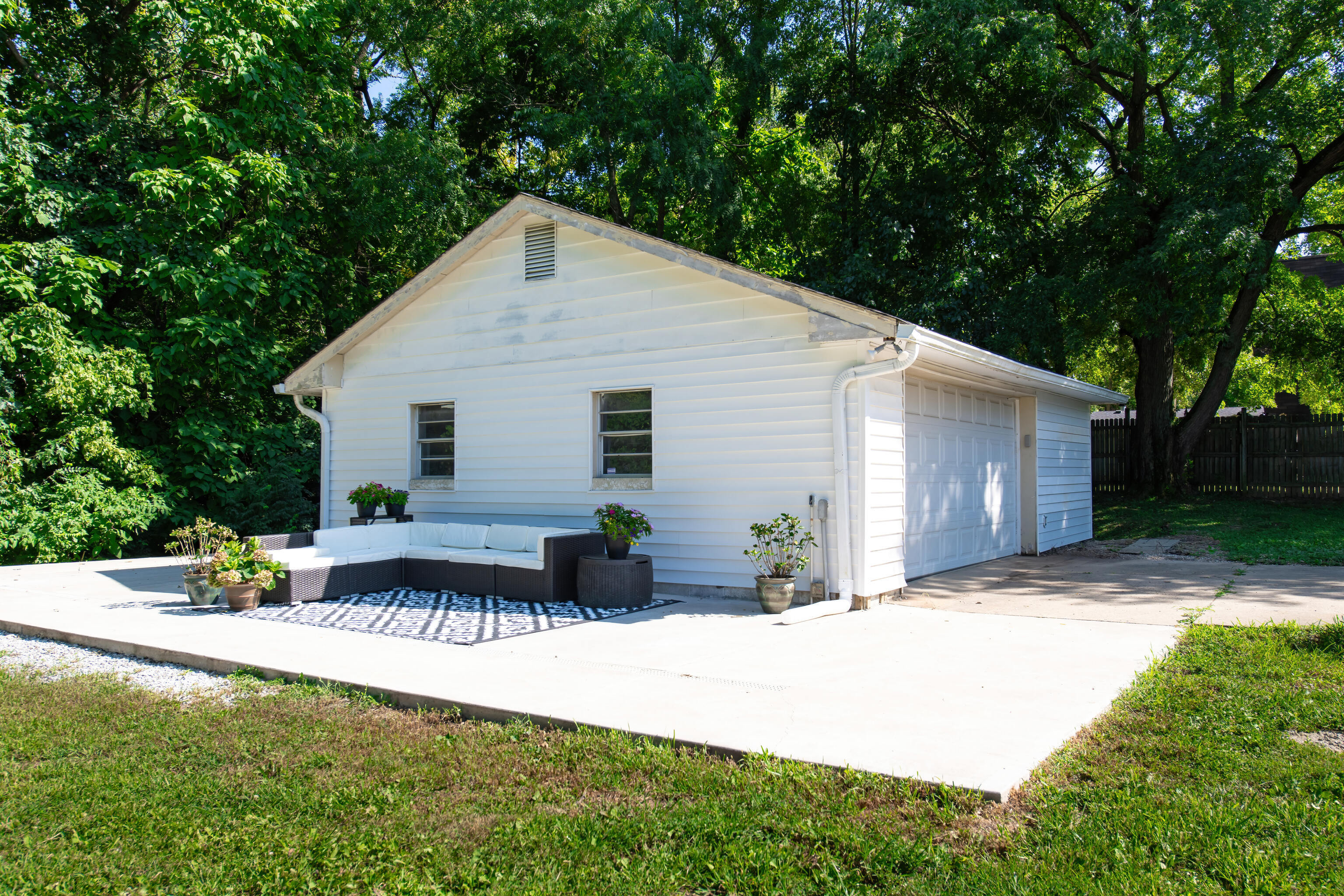 1949 North Raceway Road Indianapolis, IN 46234 - Photo 44 of 52