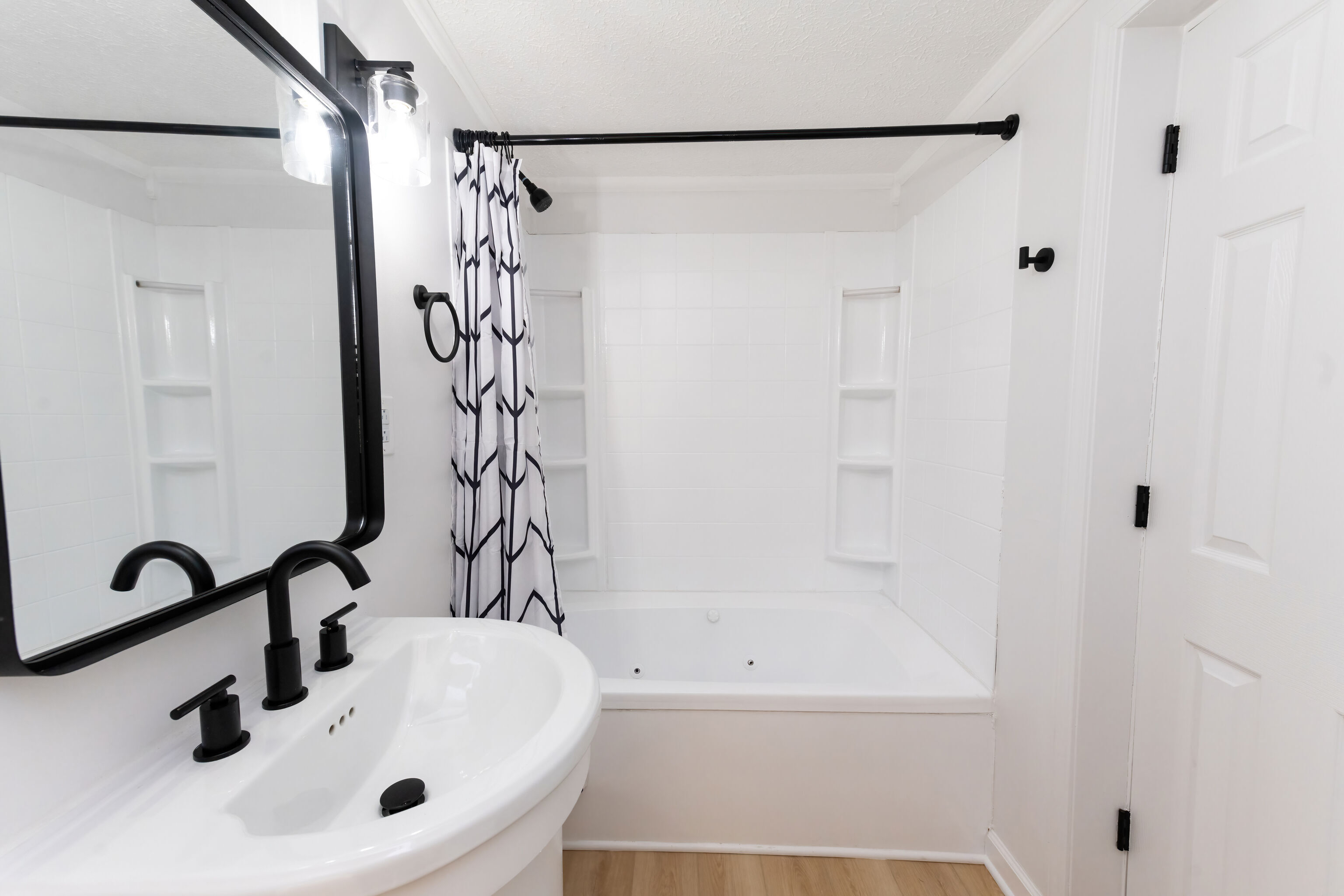 1949 North Raceway Road Indianapolis, IN 46234 - Photo 5 of 52