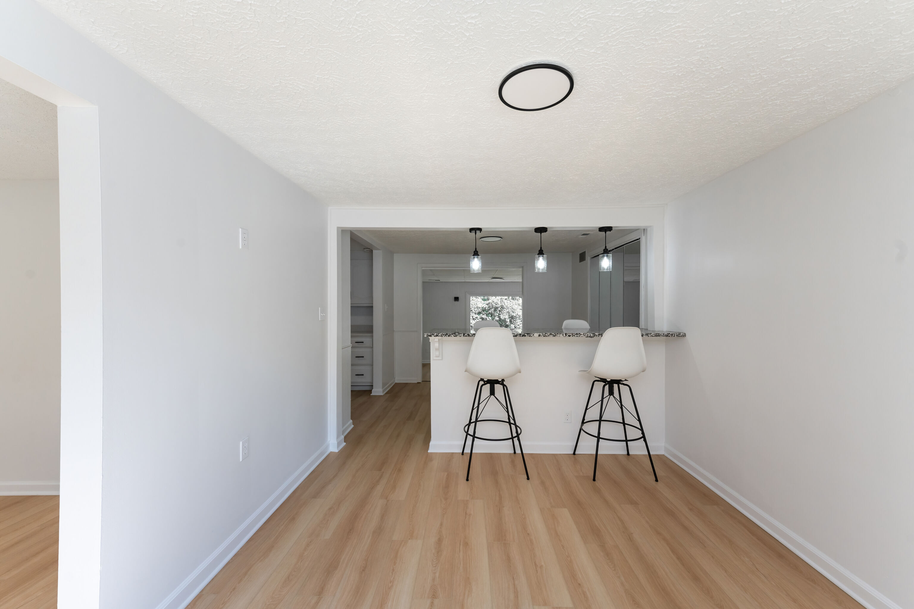 1949 North Raceway Road Indianapolis, IN 46234 - Photo 10 of 52