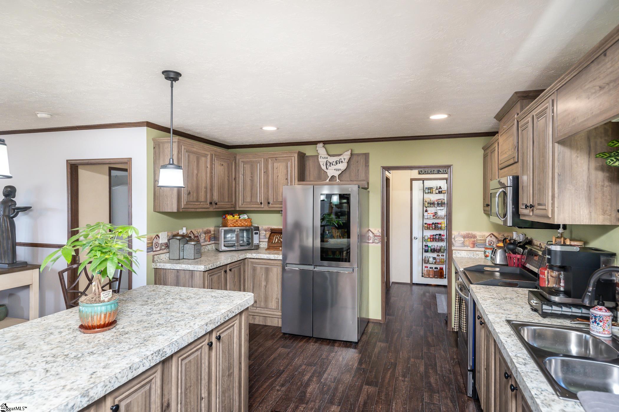 906 Talley Bridge Road Cleveland, SC 29635 - Photo 5 of 36