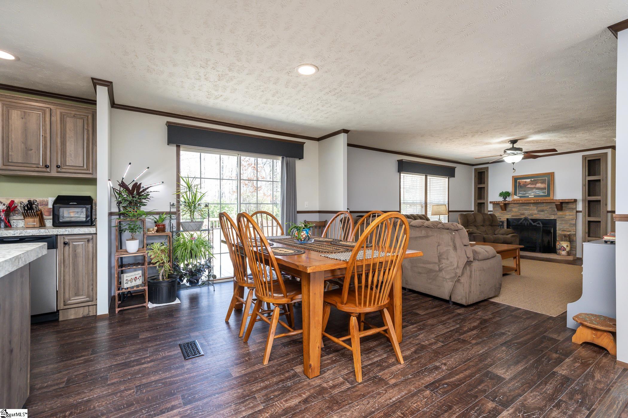 906 Talley Bridge Road Cleveland, SC 29635 - Photo 7 of 36