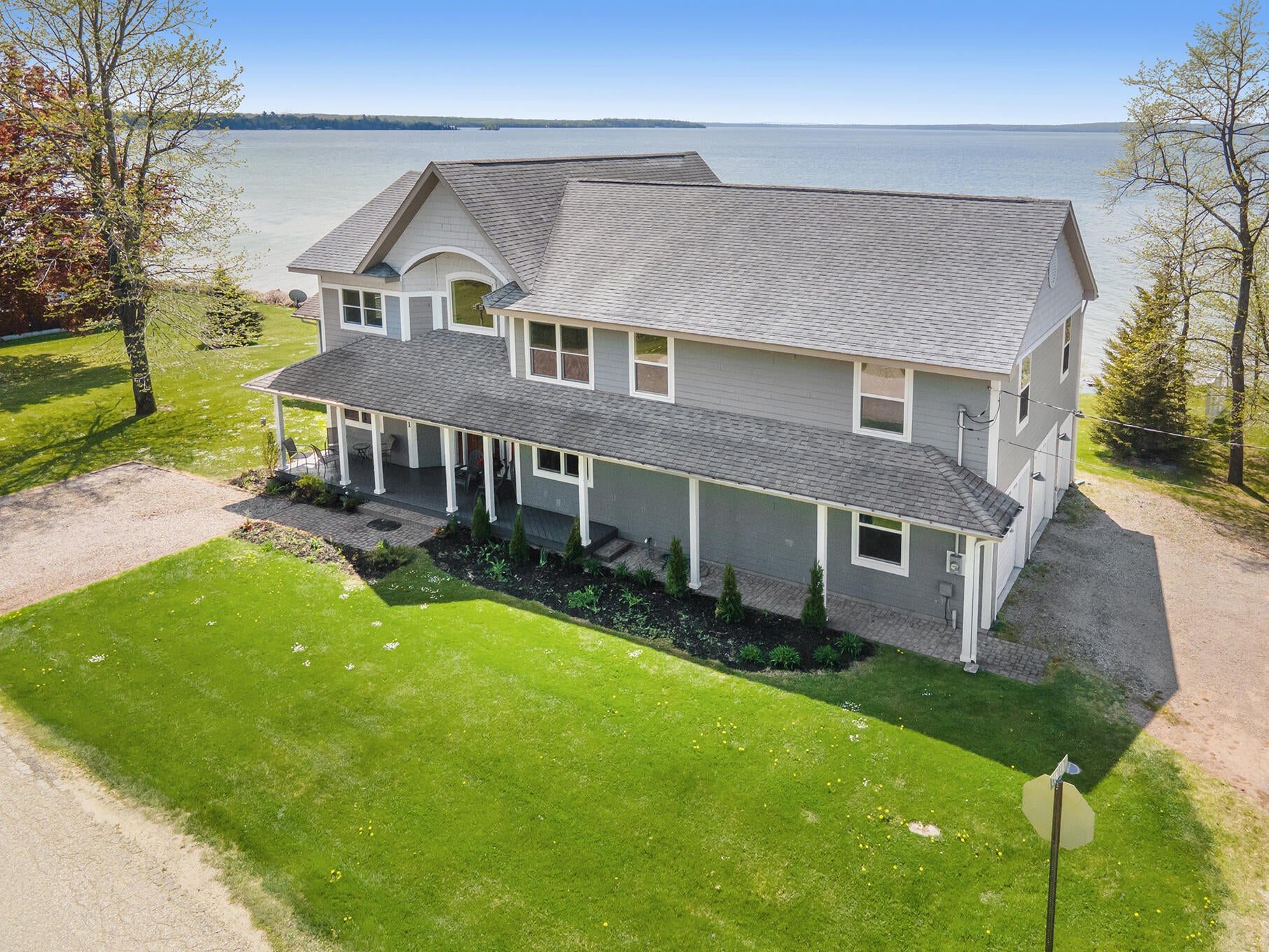 4711 1st Street Cheboygan, MI 49721 - Photo 7 of 46 Gallery Image 7