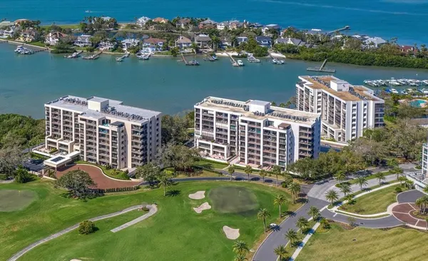$850,000 | 6 Belleview Boulevard, Unit 608, Belleair, FL 33756