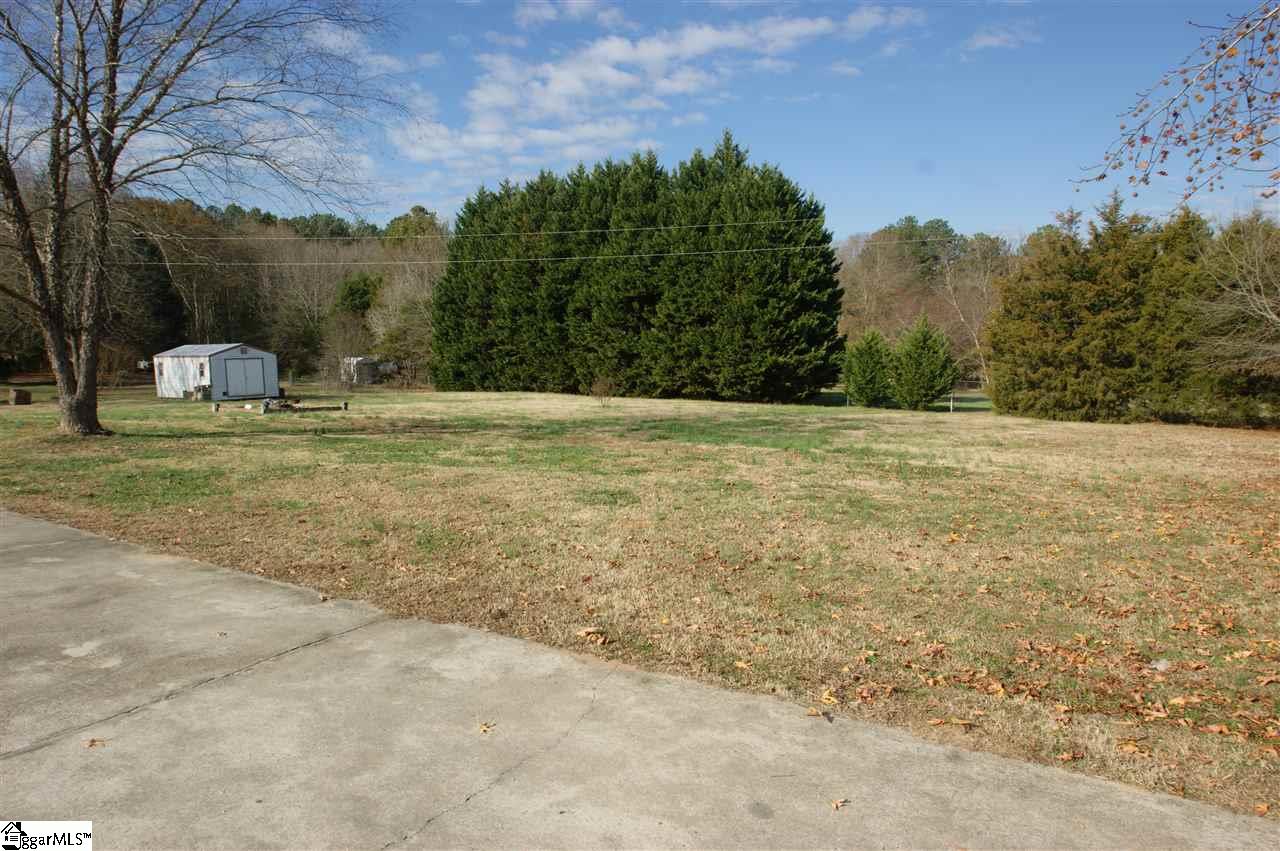 39 Gossett Road Gray Court, SC 29645 - Photo 16 of 18 Gallery Image 16