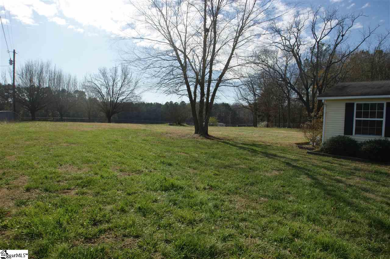 39 Gossett Road Gray Court, SC 29645 - Photo 17 of 18 Gallery Image 17