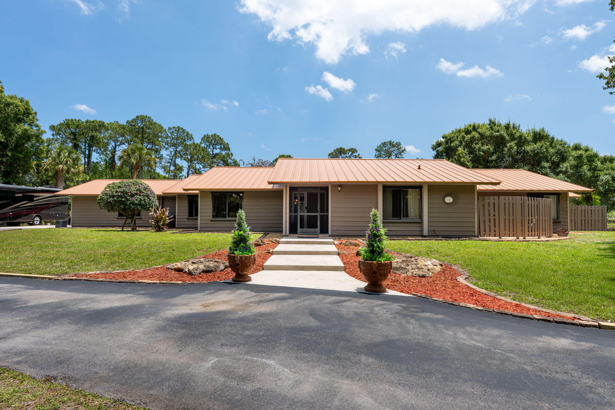 2-web-or-mls-A7405304