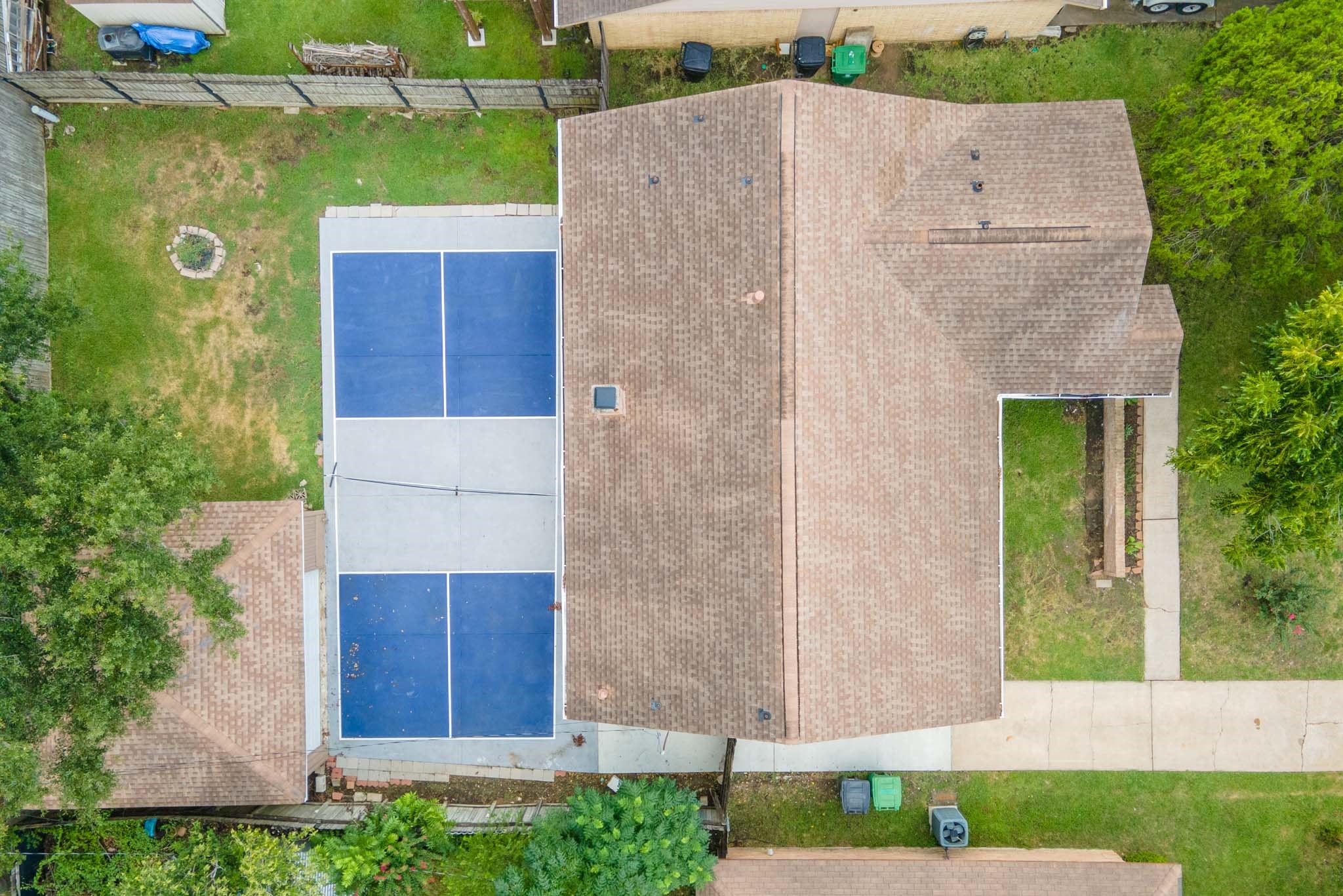 10823 Overlea Drive Houston, TX 77089 - Photo 31 of 36 a aerial view of a house with a yard and large tree