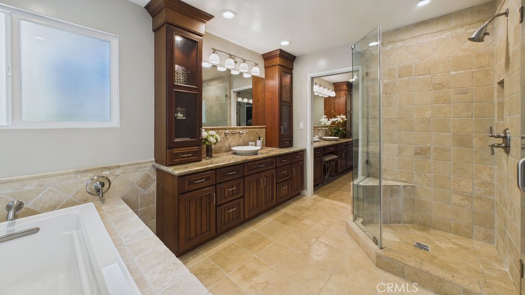 340 Toyon Road Sierra Madre, CA 91024 - Photo 32 of 60 View of primary bathroom