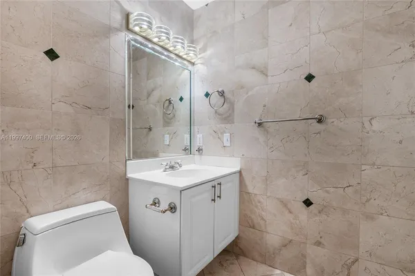 $820,000 | 8724 Northwest 189th Terrace, Hialeah, FL 33018