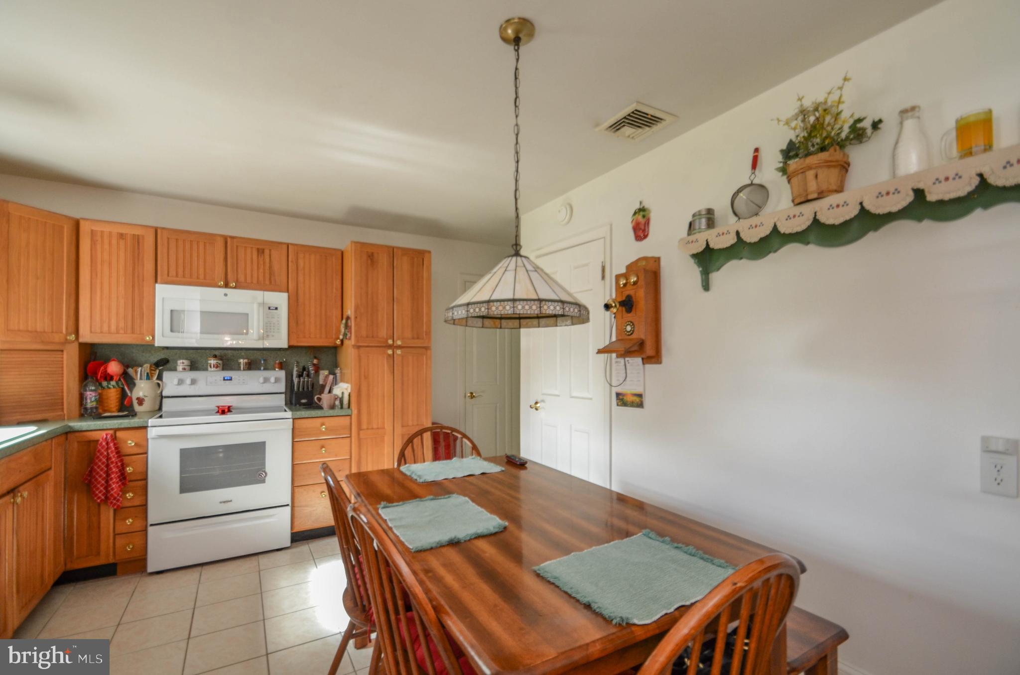 1368 Pleasant View Road Coopersburg, PA 18036 - Photo 10 of 33 Gallery Image 10