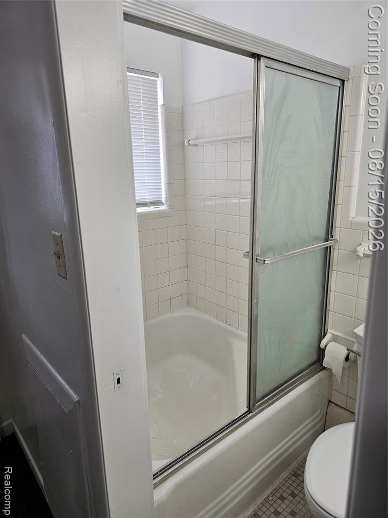 22444 Kelly Road, Unit 3 Eastpointe, MI 48021 - Photo 7 of 11 Gallery Image 7