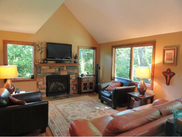 1481 McCarthy Road Eagan, MN 55121 - Photo 4 of 18 Gallery Image 4