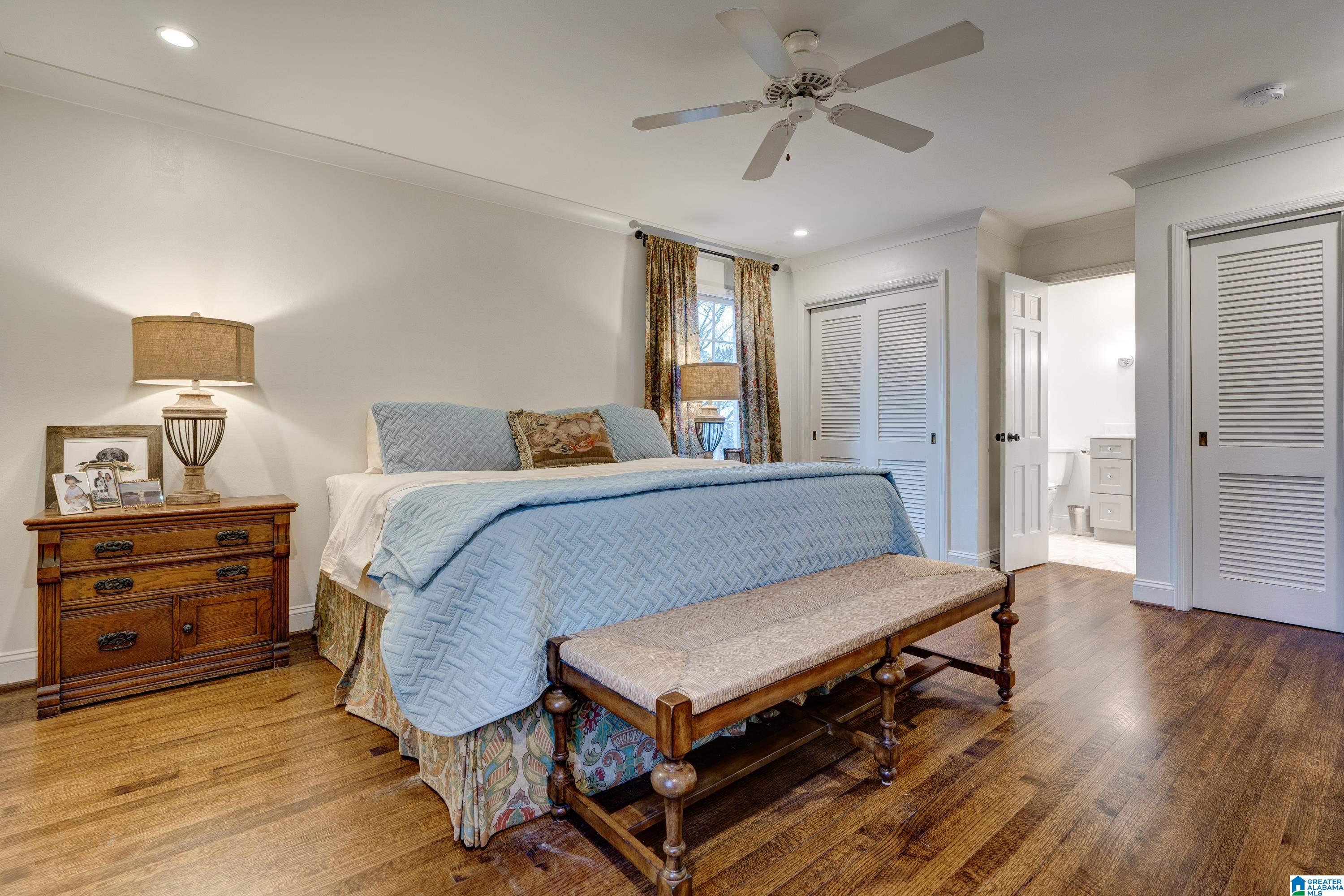 3769 North Woodridge Road Birmingham, AL 35223 - Photo 18 of 34