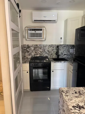 $2,200 | 103365 Overseas Highway, Unit C, Key Largo, FL 33037