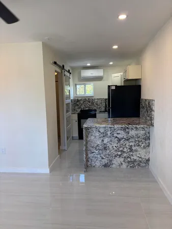 $1,650 | 103365 Overseas Highway, Unit C, Key Largo, FL 33037