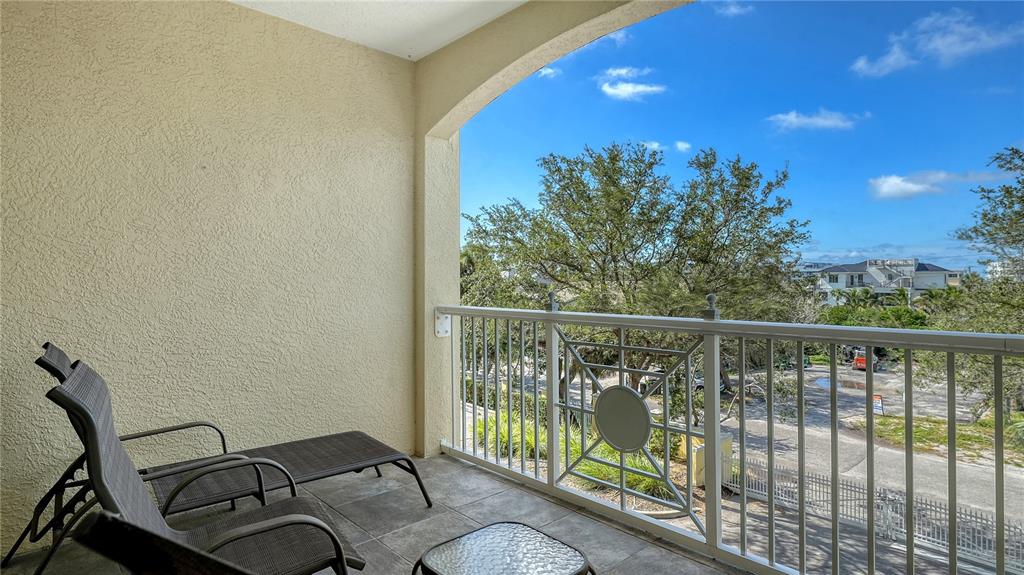 1308 Old Stickney Point Road, Unit W32 Sarasota, FL 34242 - Photo 33 of 87