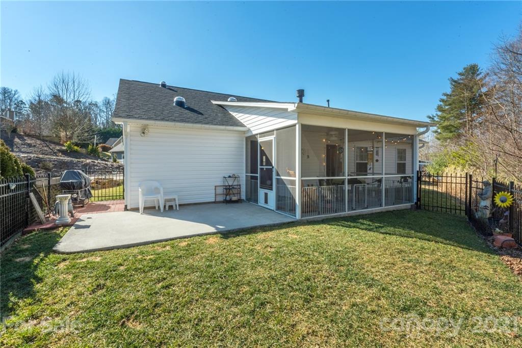 120 Grove End Road Fletcher, NC 28732 - Photo 32 of 42