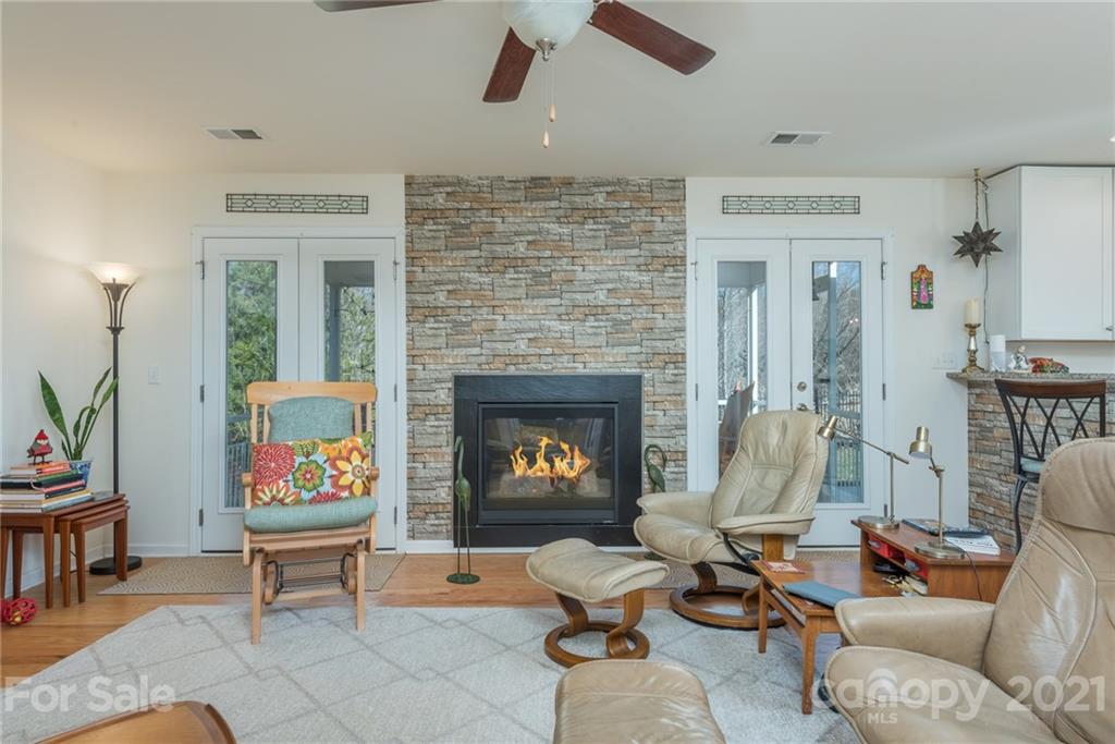 120 Grove End Road Fletcher, NC 28732 - Photo 8 of 42