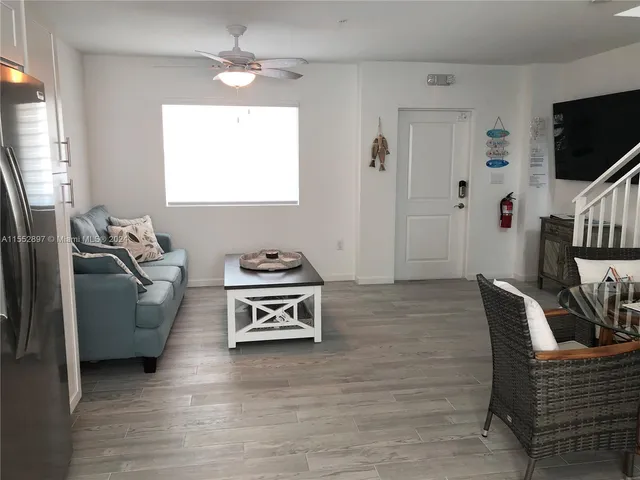 $4,000 | 10877 Overseas Highway, Unit 38, Marathon, FL 33050