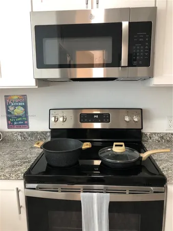 $4,000 | 10877 Overseas Highway, Unit 38, Marathon, FL 33050