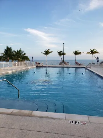 $4,000 | 10877 Overseas Highway, Unit 38, Marathon, FL 33050