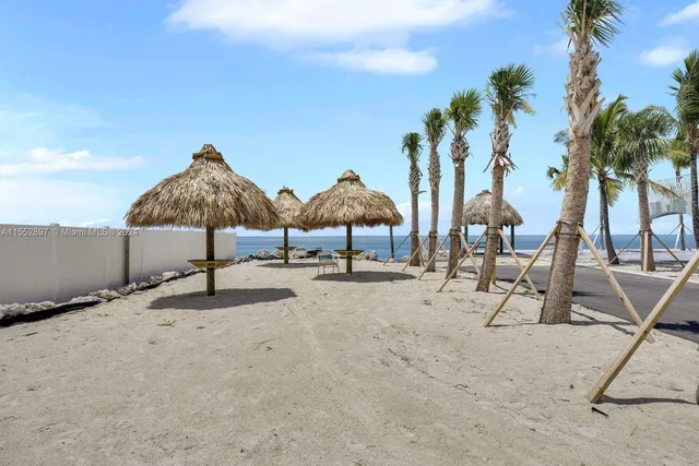 $4,000 | 10877 Overseas Highway, Unit 38, Marathon, FL 33050