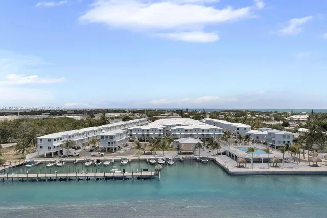 $4,000 | 10877 Overseas Highway, Unit 38, Marathon, FL 33050