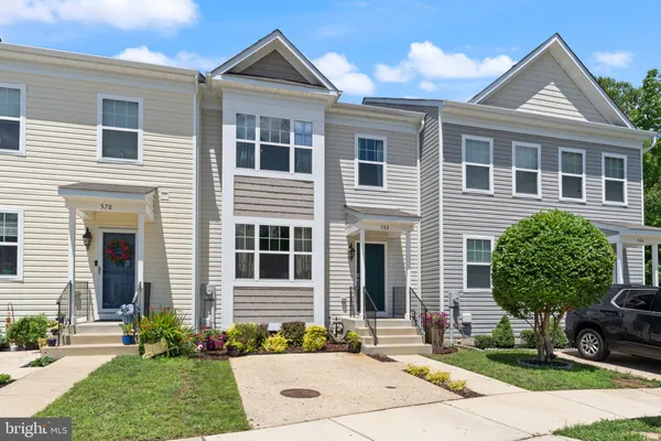 $415,000 | 582 English Oak Lane, Prince Frederick, MD 20678