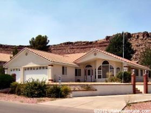 2698 Pavant Circle St. George, UT 84790 - Photo 1 of 1 front