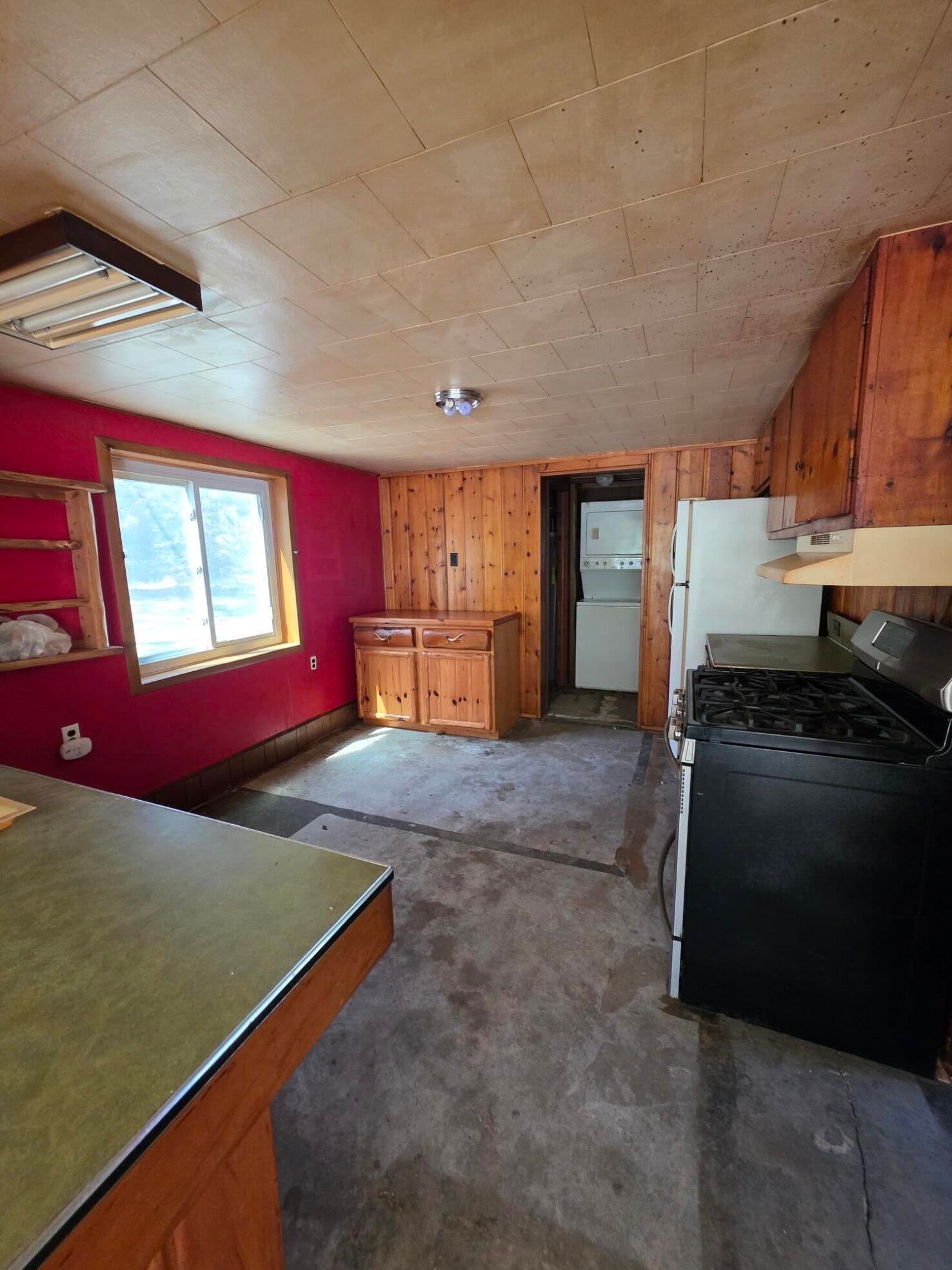 9077 Artesia Beach Road St. Helen, MI 48656 - Photo 8 of 47 KITCHEN