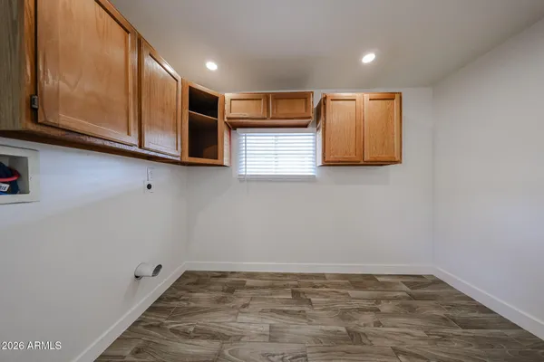 $1,895 | 2340 West Osborn Road, Phoenix, AZ 85015
