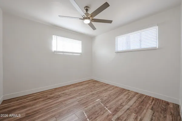 $1,895 | 2340 West Osborn Road, Phoenix, AZ 85015